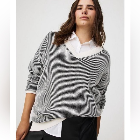 torrid Sweaters - Torrid Chenille V-Neck Sweater
